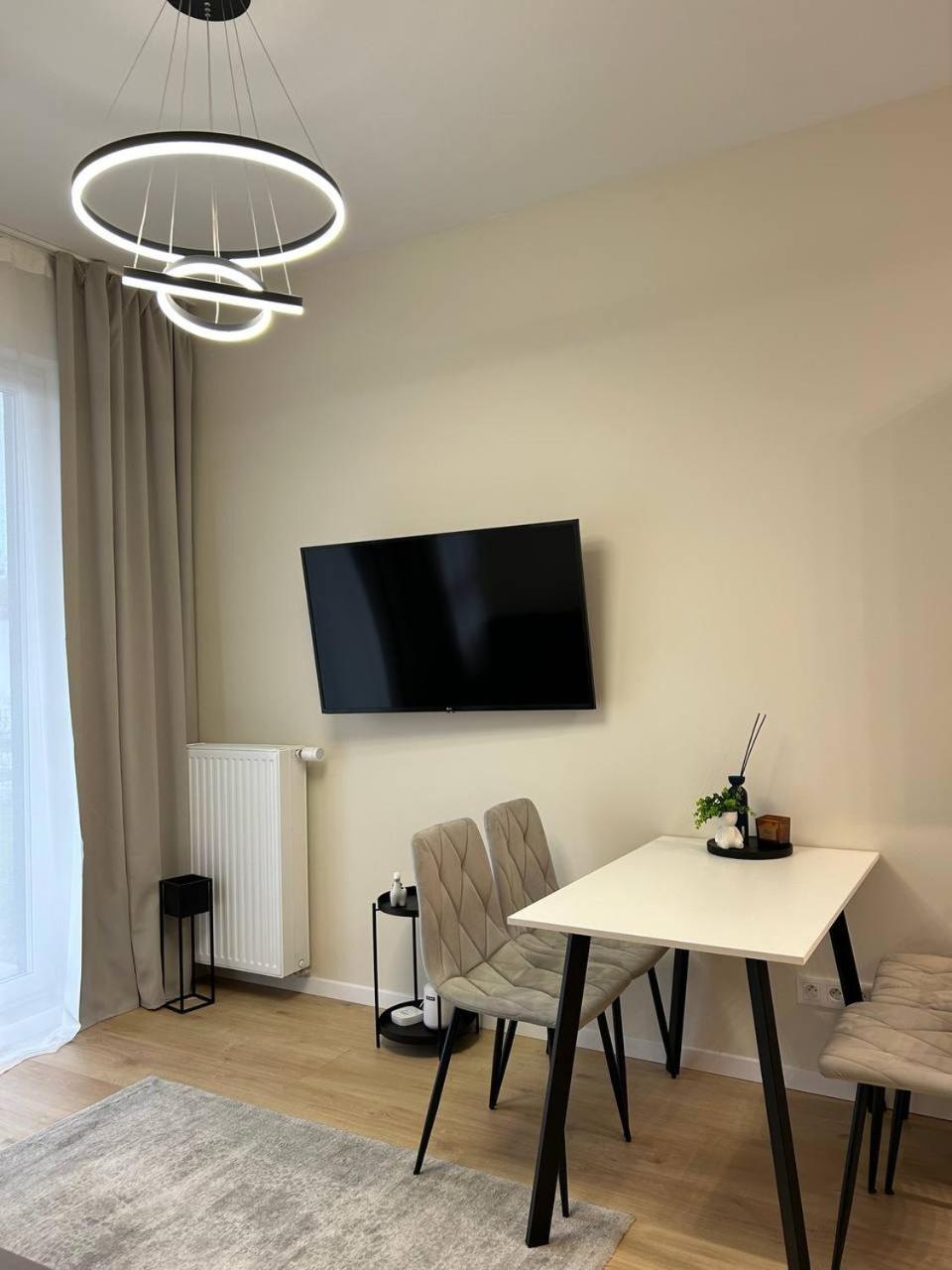 Warsaw Airport Apartment Eksteriør billede