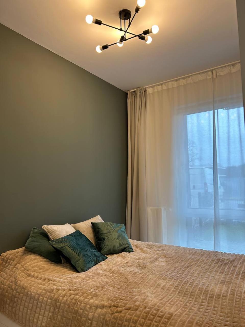 Warsaw Airport Apartment Eksteriør billede